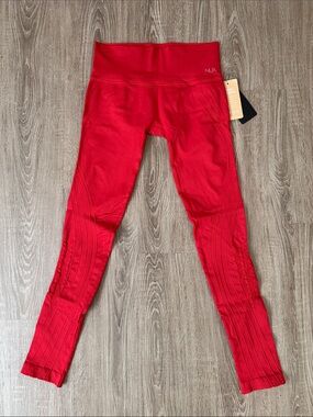 NUX  Red Seam-Panel Leggings